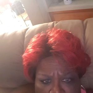 Meet your Posher, Dagmar